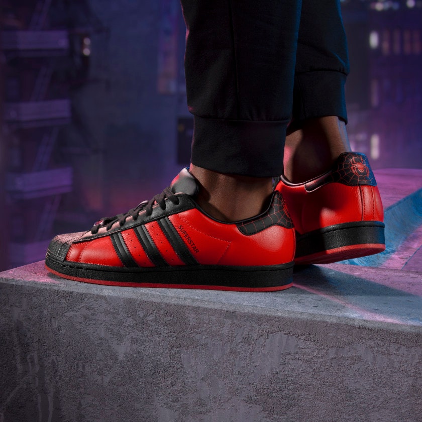 Adidas spider man superstar sale