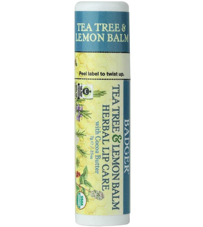 This lip balm uses natural ingredients and essential oils for cold sores.