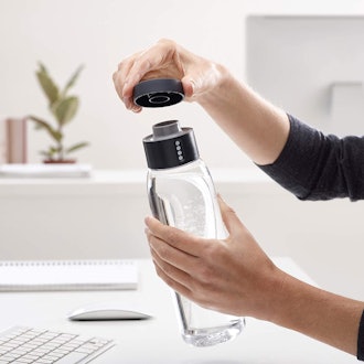 Joseph Joseph Dot Hydration-Tracking Water Bottle