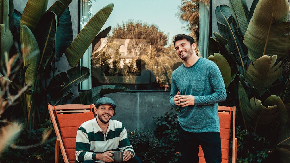 Vlog Squad S Zane Hijazi Heath Hussar S Kramoda Coffee Is A Cool New Sip In Town Vlog Squad S Zane Hijazi Heath Hussar S Kramoda Coffee Is A Cool New Sip In Town