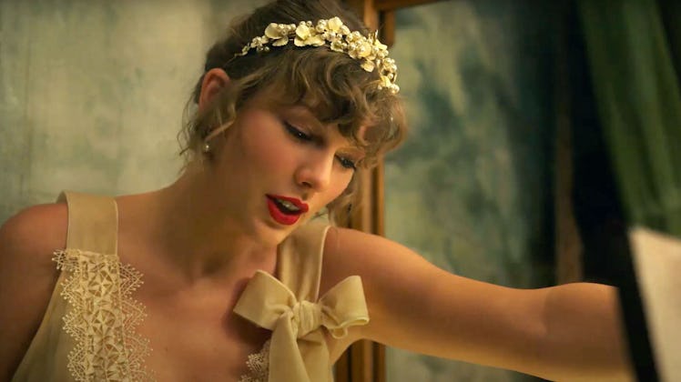 Taylor Swift Evermore Album, Willow Music Video