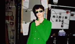Pixie Cut Inspiration & Bold Eyeshadow Anchor Bottega Veneta's Salon 01 Collection