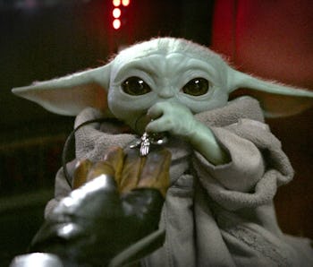 Mandalorian Season 2 Finale Theory Reveals A Huge Baby Yoda Secret Mandalorian Season 2 Finale Theory Reveals A Huge Baby Yoda Secret