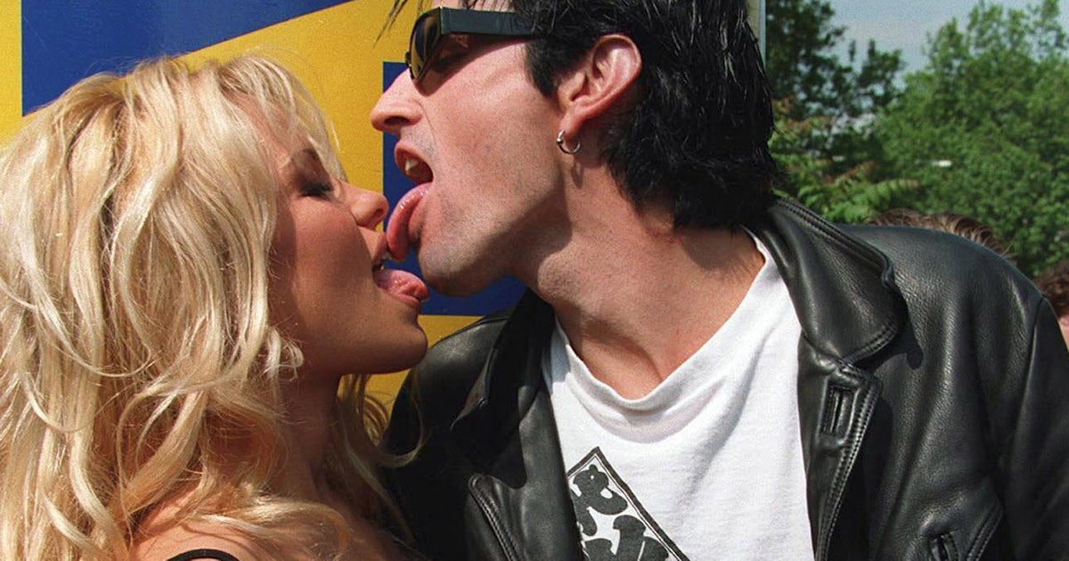 Pamela Anderson And Tommy Lee's Sex Tape Is Getting A Hulu Series