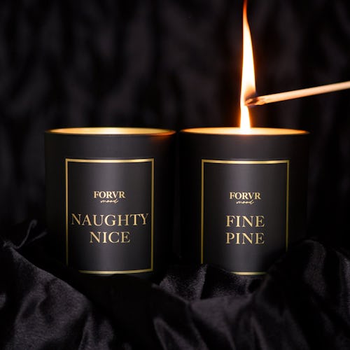 2020 holiday candles.