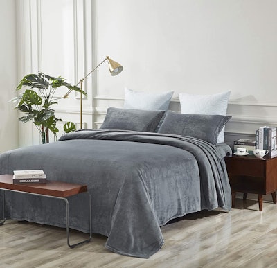The 10 Best Sheets For Winter