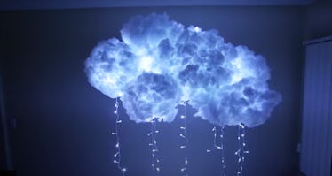 Tiktok online cloud light