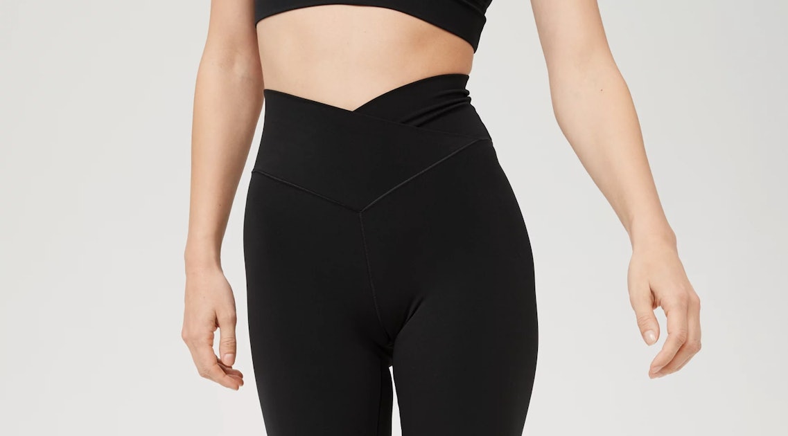 These Aerie OFFLINE Crossover Leggings Dupes Are Just Like The Real Deal