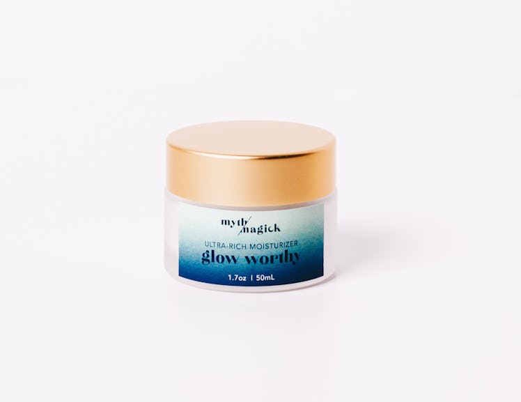 Glow-Worthy Ultra-Rich Moisturizer