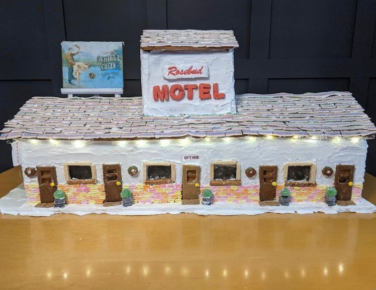 A 'Schitt's Creek' gingerbread house looks exactly like the Rosebud Motel.