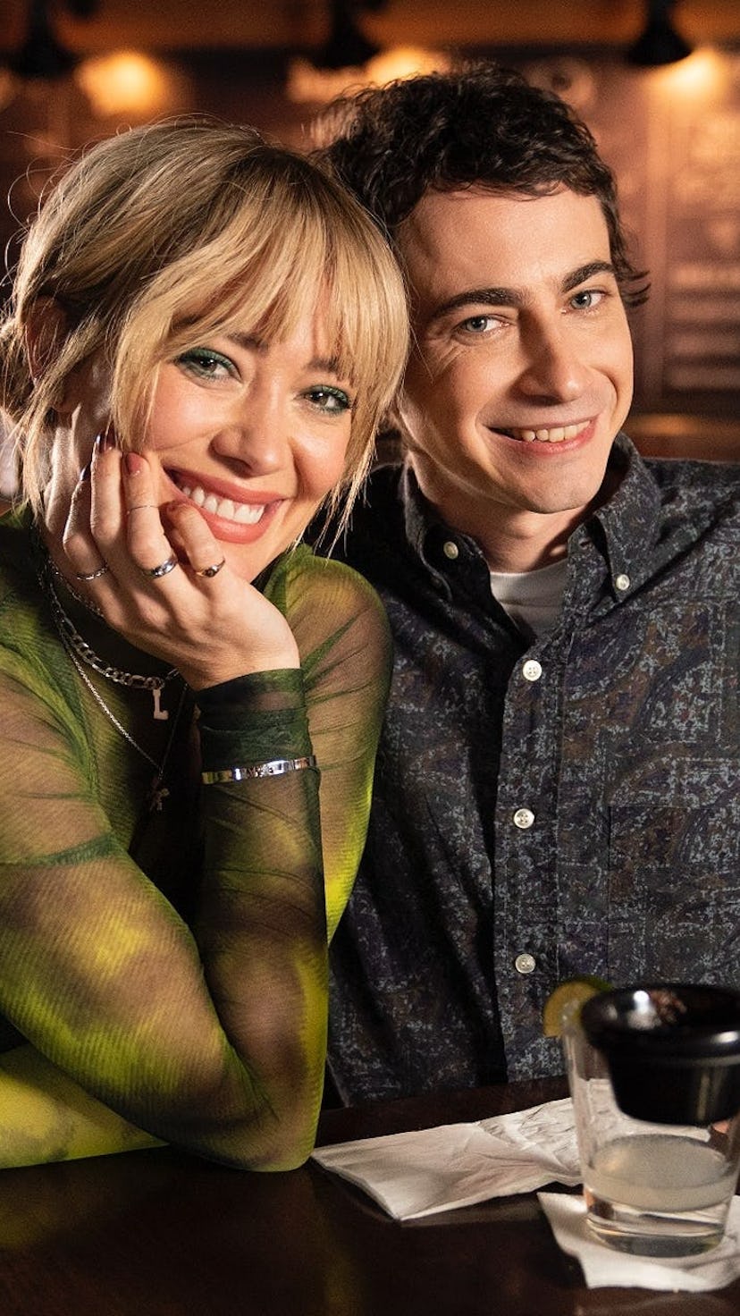 A behind the scenes photo from the lizzie mcguire revival with Hillary Duff and Adam lamberg