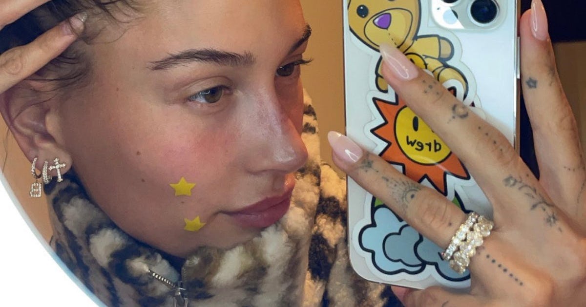 Do Hydrocolloid Bandages For Acne Work The Tiktok Hack Is Expert Approved Do Hydrocolloid Bandages For Acne Work The Tiktok Hack Is Expert Approved