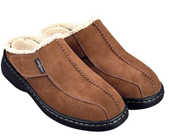 The 9 best men's slippers with arch support