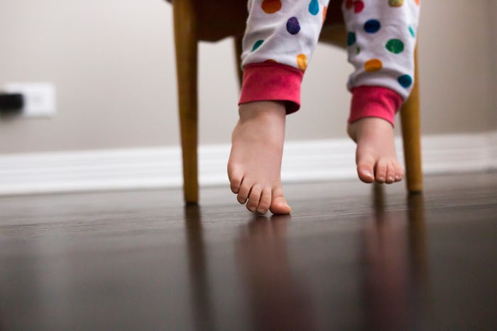 toddler feet, toddlers get yeast infections too