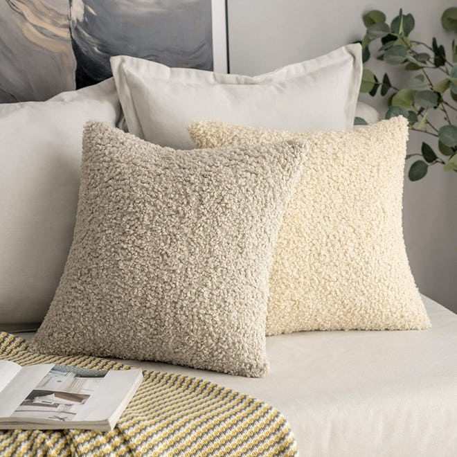 MIULEE Shaggy Fur Throw Pillow Covers (2-Pack)