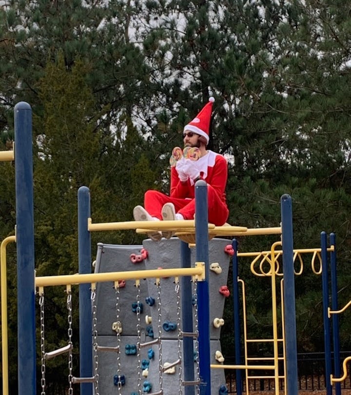 Kensington Elementary School Principal Terry Vaughn Jr. turned himself into a living Elf On The Shel...