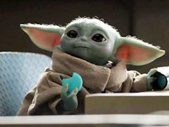 Baby Yoda Blue Macarons