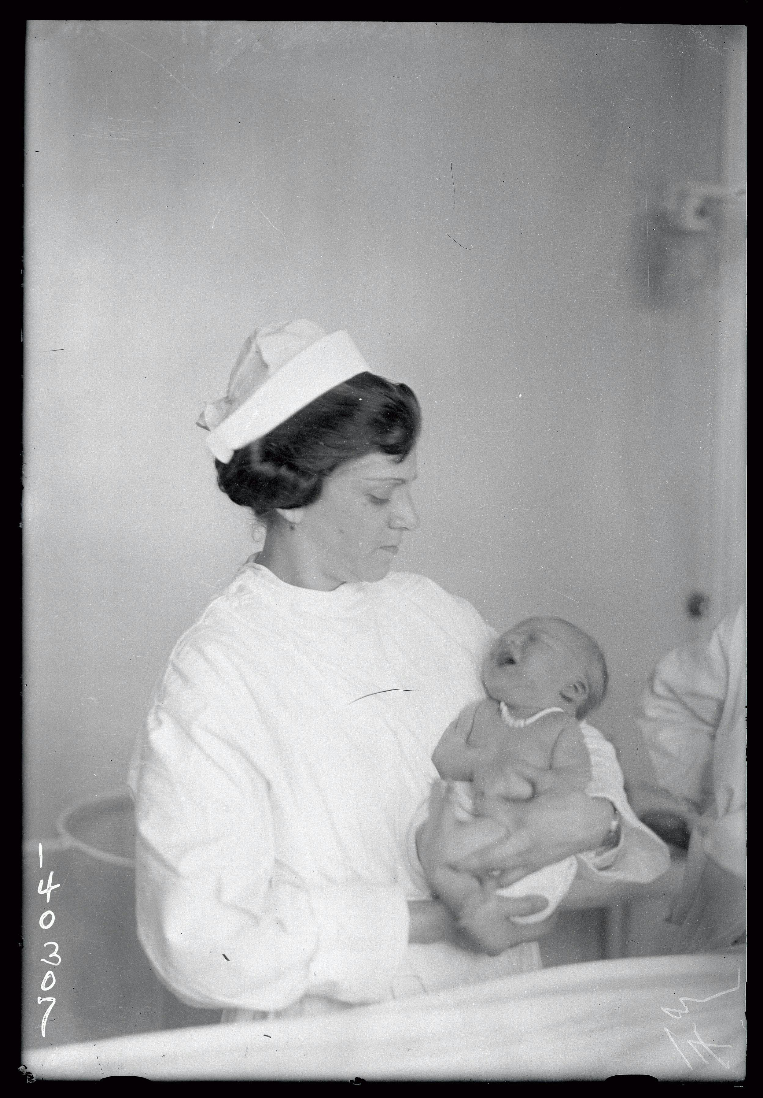These Vintage Maternity Ward Photos Prove That Motherhood Is Timeless
