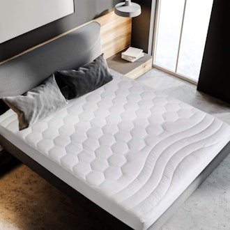 Bedsure Mattress Topper