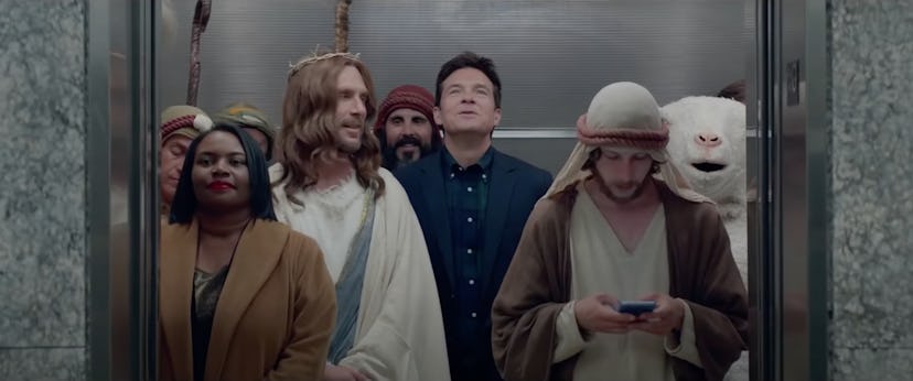 13 holiday zoom backgrounds from your favorite christmas movies & tv shows 13 Holiday Zoom Backgrounds From Your Favorite Christmas Movies & TV Shows