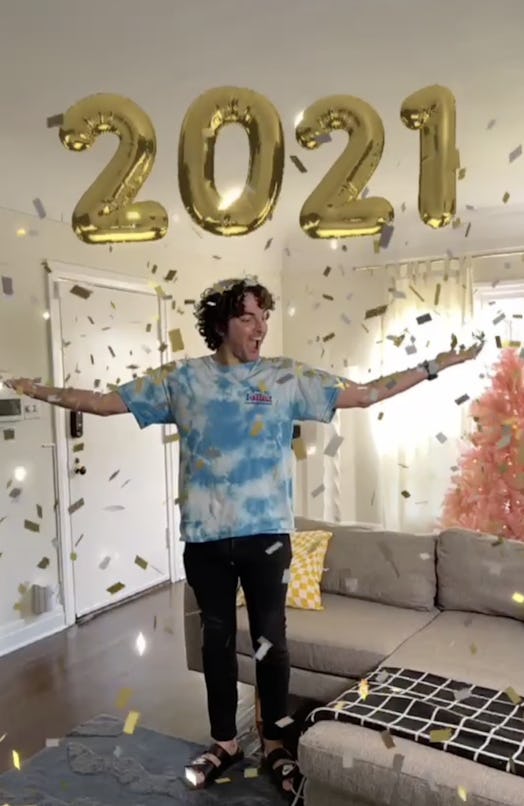 TikTok's new confetti effect has a countdown to 2021.