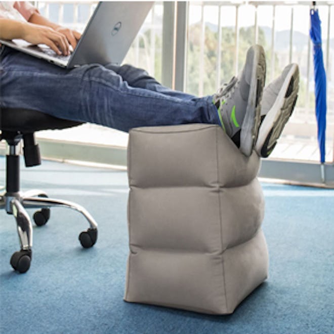 Maliton Inflatable Travel Foot Rest