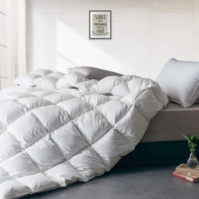 The 4 Best Heavy Comforters