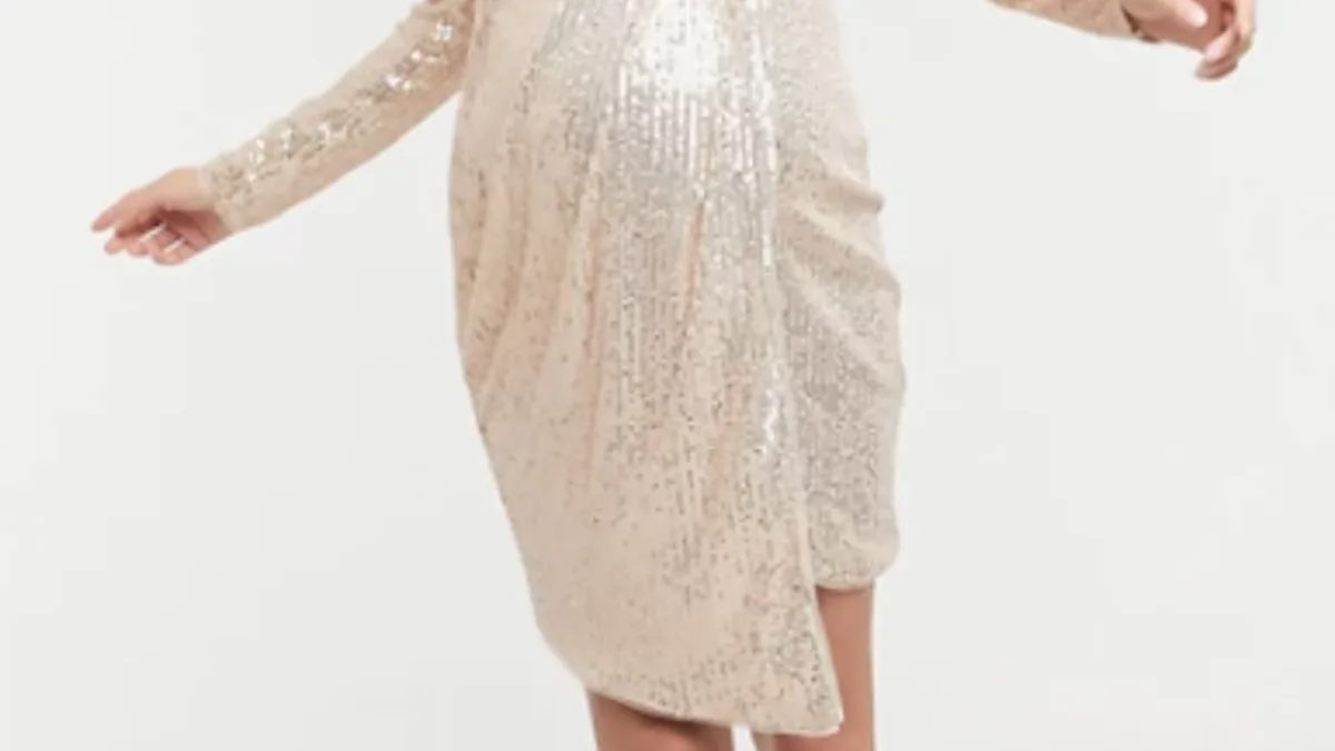 new years eve dress pregnant These New Year's Eve Maternity Dresses Are Super Sparkly and Festive