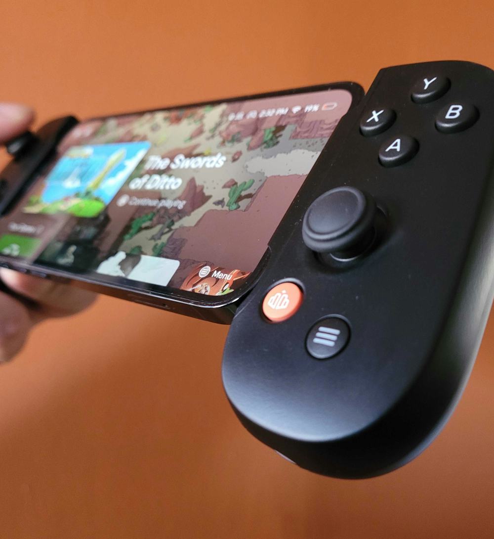 The Backbone is the iPhone game controller Apple should