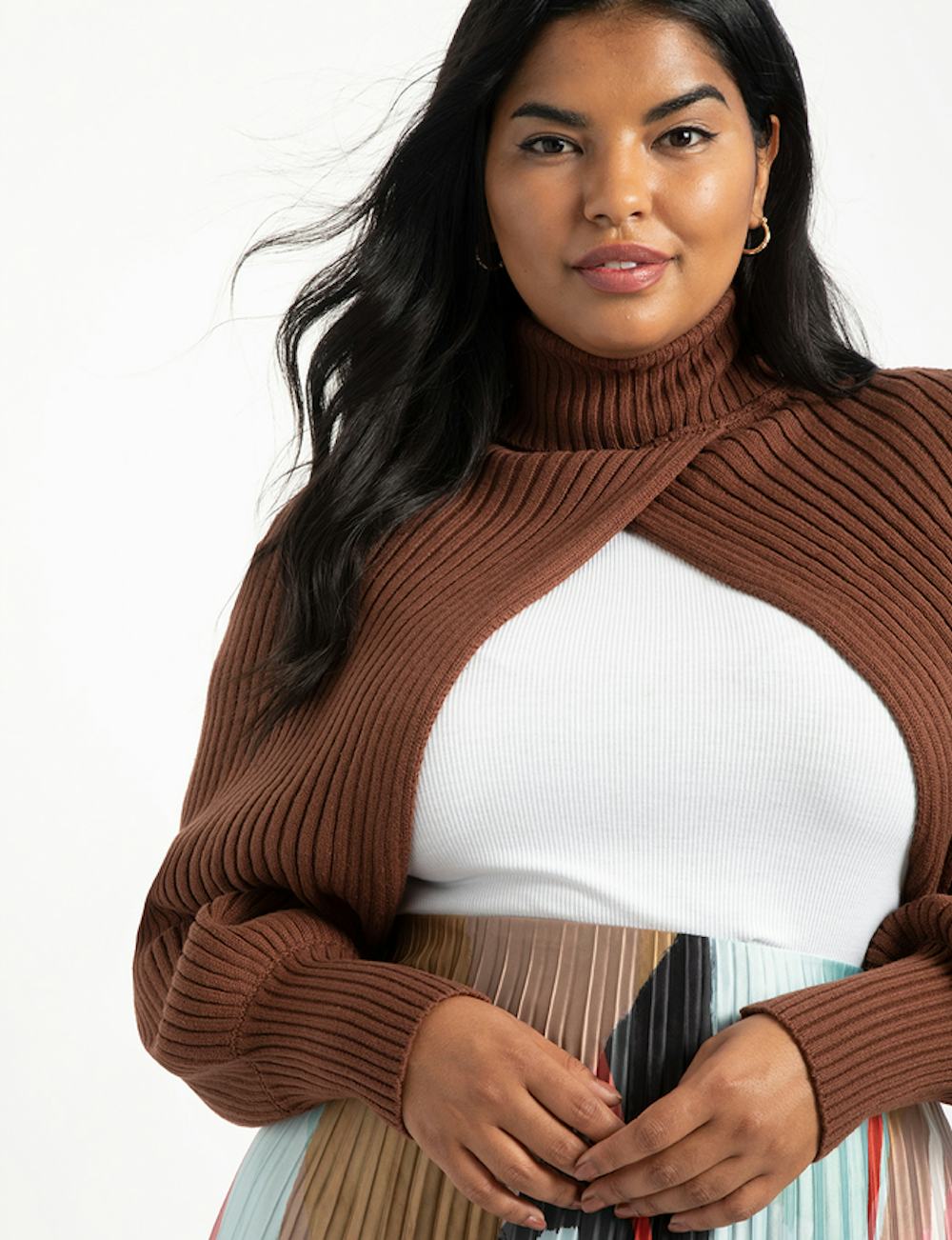 The Shrug Sweater Is A Transitional Knitwear Favorite