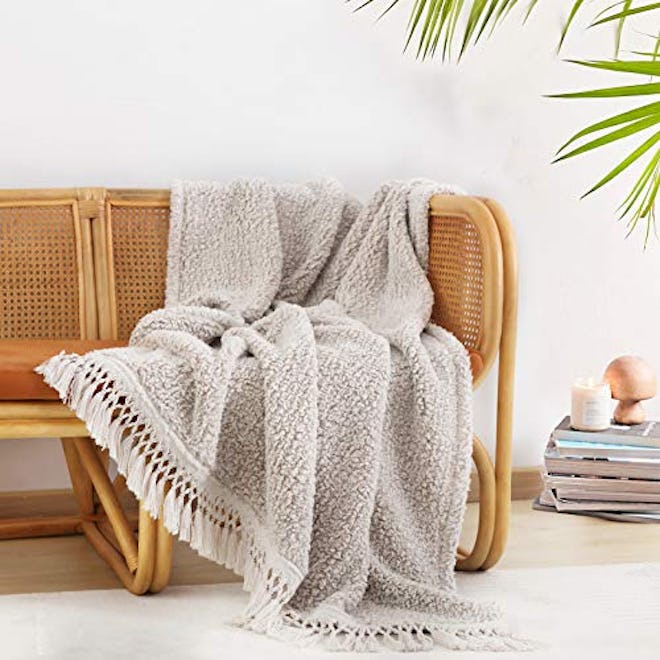 Horimote Home Ultra Soft Cozy Sherpa Throw Blanket