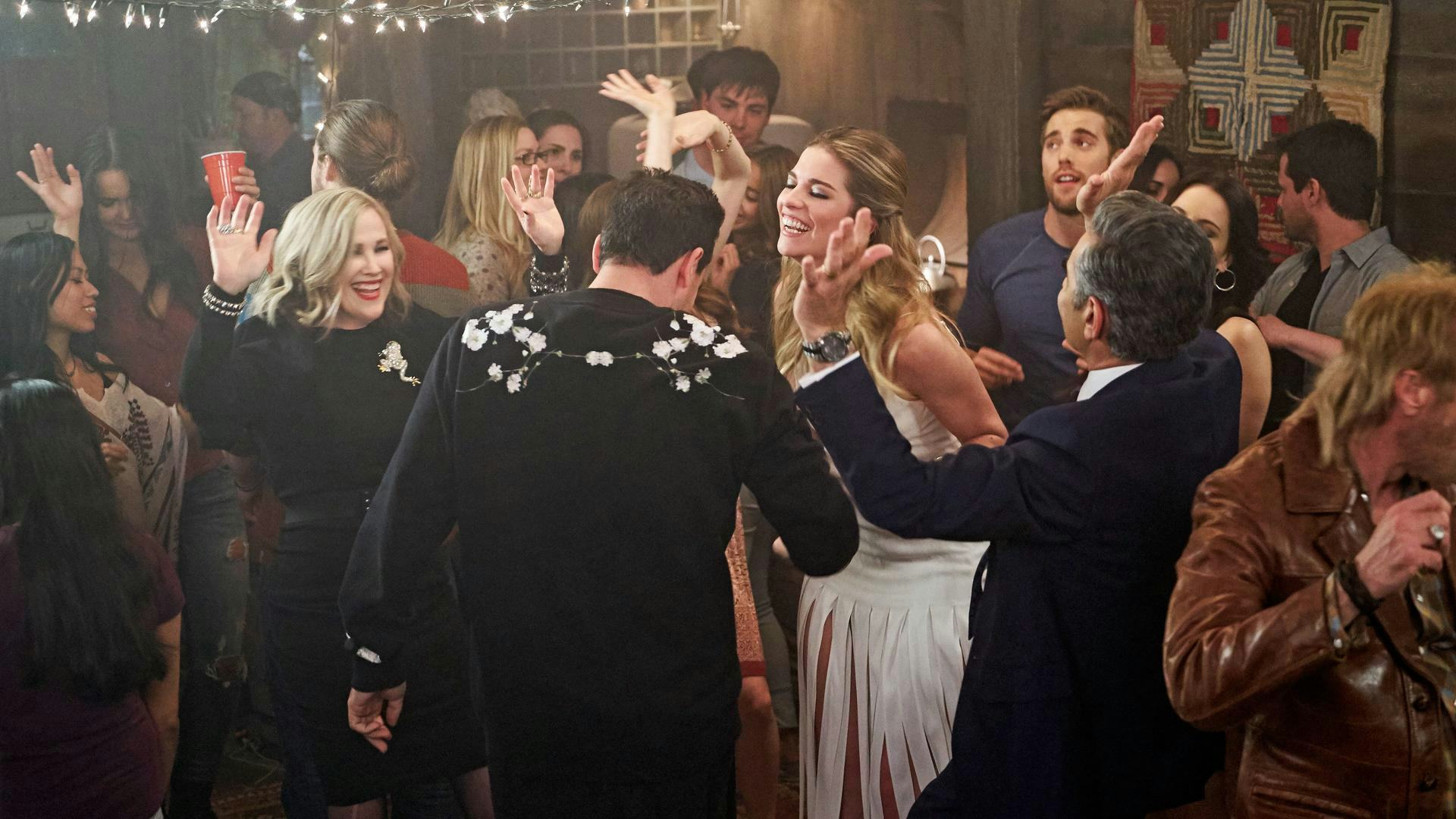 'Schitt's Creek' Quotes For New Year's Eve & Coming Up Roses