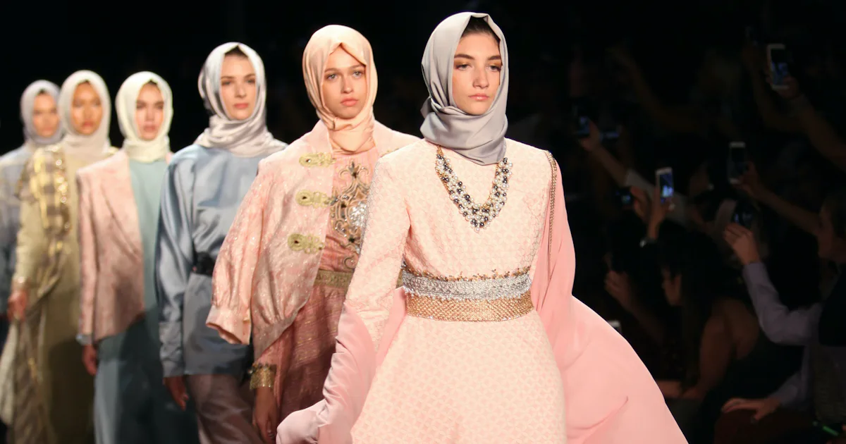 7 Modest Fashion Influencers Share What Their Style Means To Them