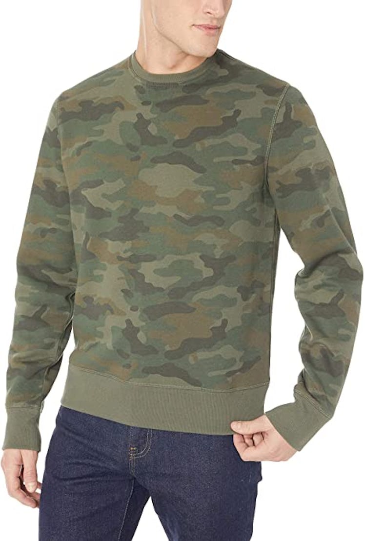Amazon Essentials Men's Long-Sleeve Crewneck Fleece Sweatshirt