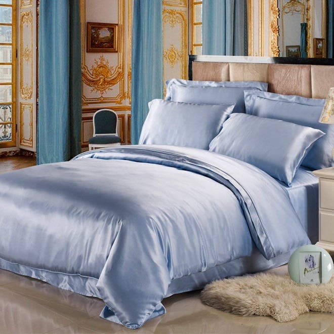 LilySilk 4-Piece Silk Bed Sheet Set