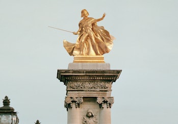 Gilded Darth Vader statue on the Ponte Alexandre III in Paris