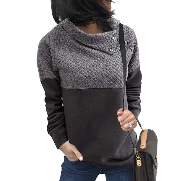 This soft quilted pullover is effortlessly stylish.