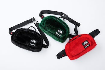 Supreme S North Face Furry Jackets And Bags Come At The Most Ideal Time Supreme S North Face Furry Jackets And Bags Come At The Most Ideal Time