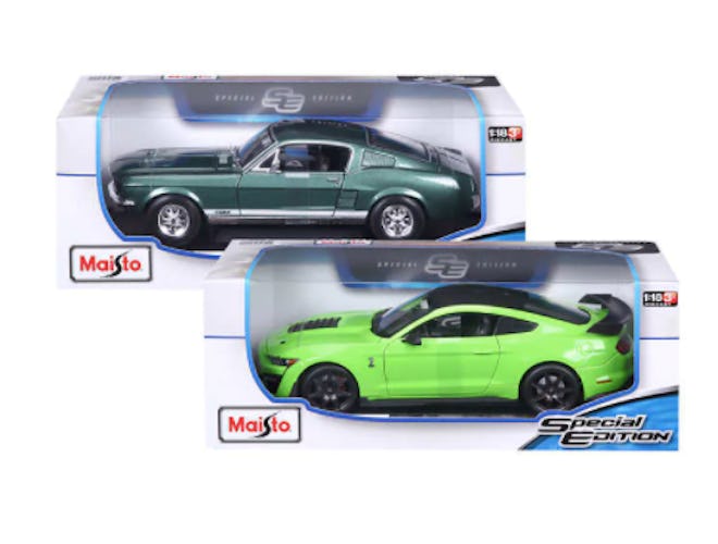 Maisto 1:18 Die Cast Vehicle 2-Pack, 1967 Mustang GTA Fastback and 2020 Shelby GT500