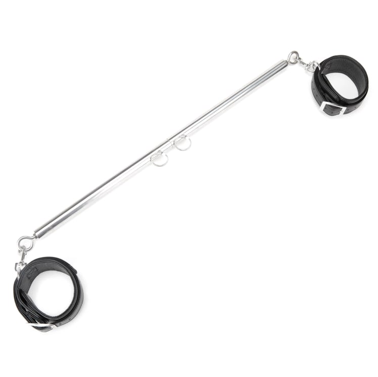 Expandable Spreader Bar Set With Detachable Leatherette Cuffs