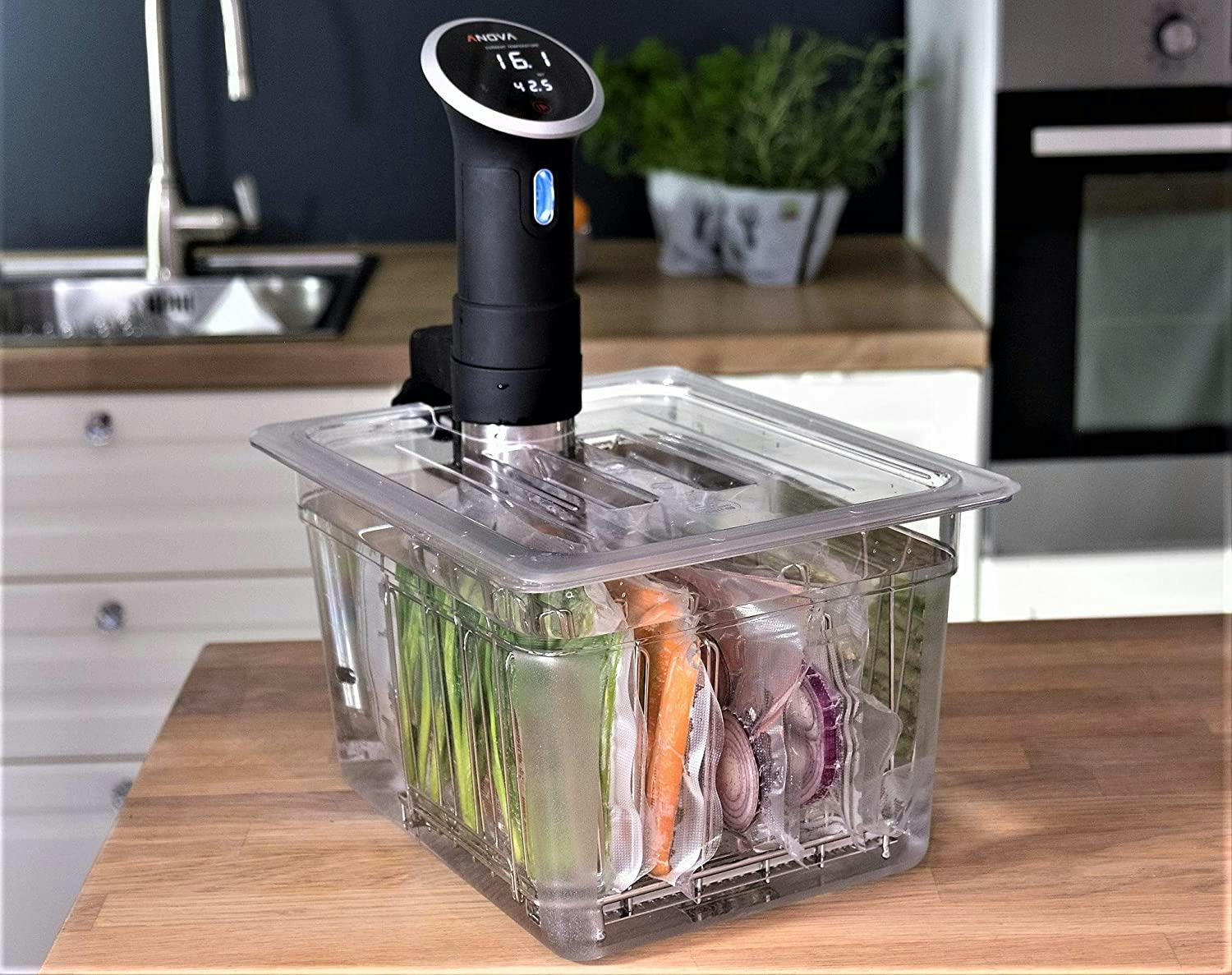 The 4 Best Sous Vide Containers