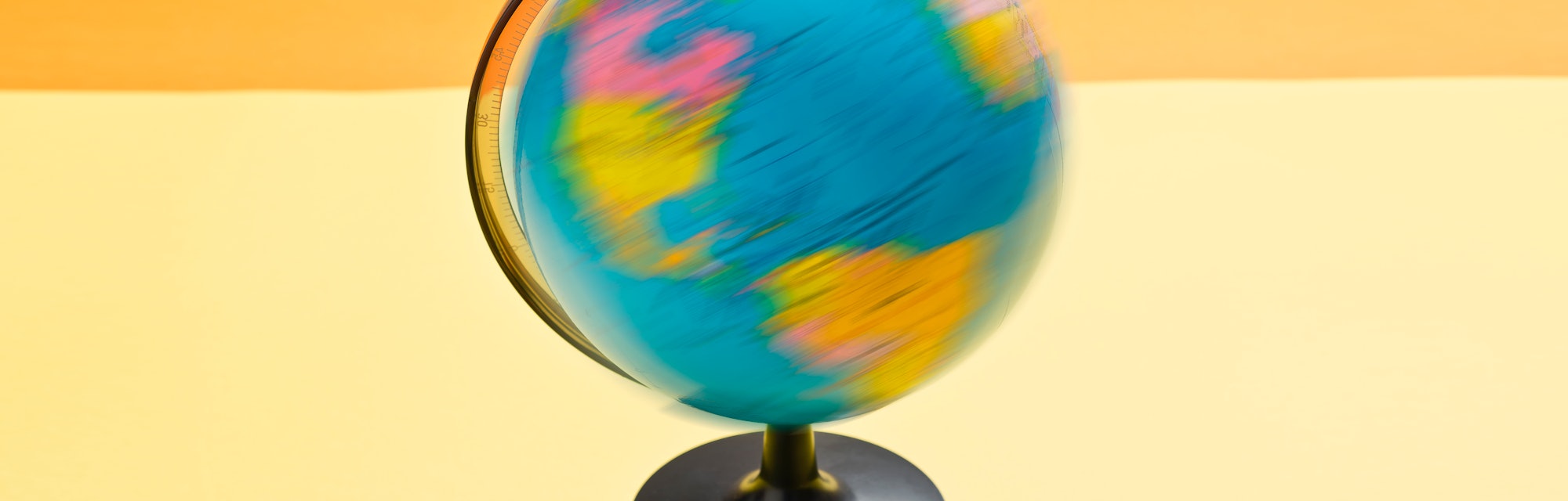 globe spinning