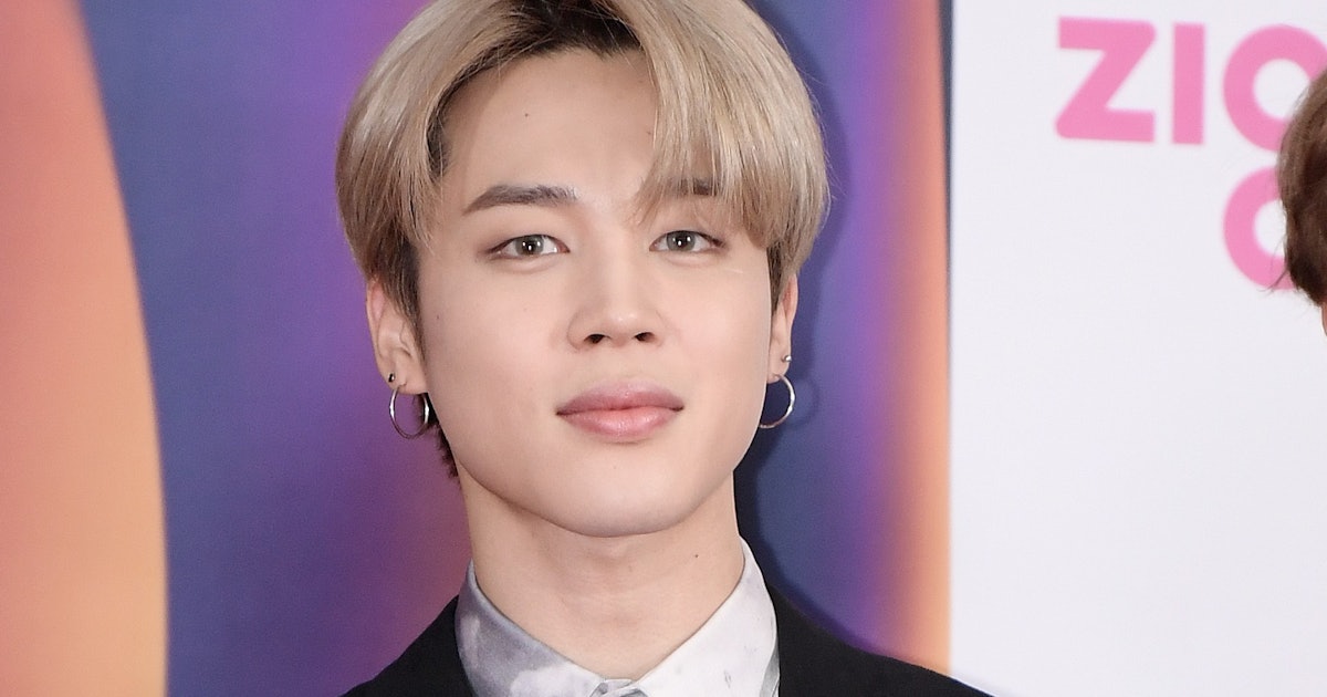 BTS' Jimin's New Black & Blue Hair Is Making ARMYs' Hearts Flutter
