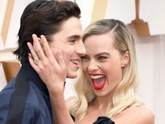 Timothée Chalamet photobombed Margot Robbie on the 2020 Oscars red carpet.