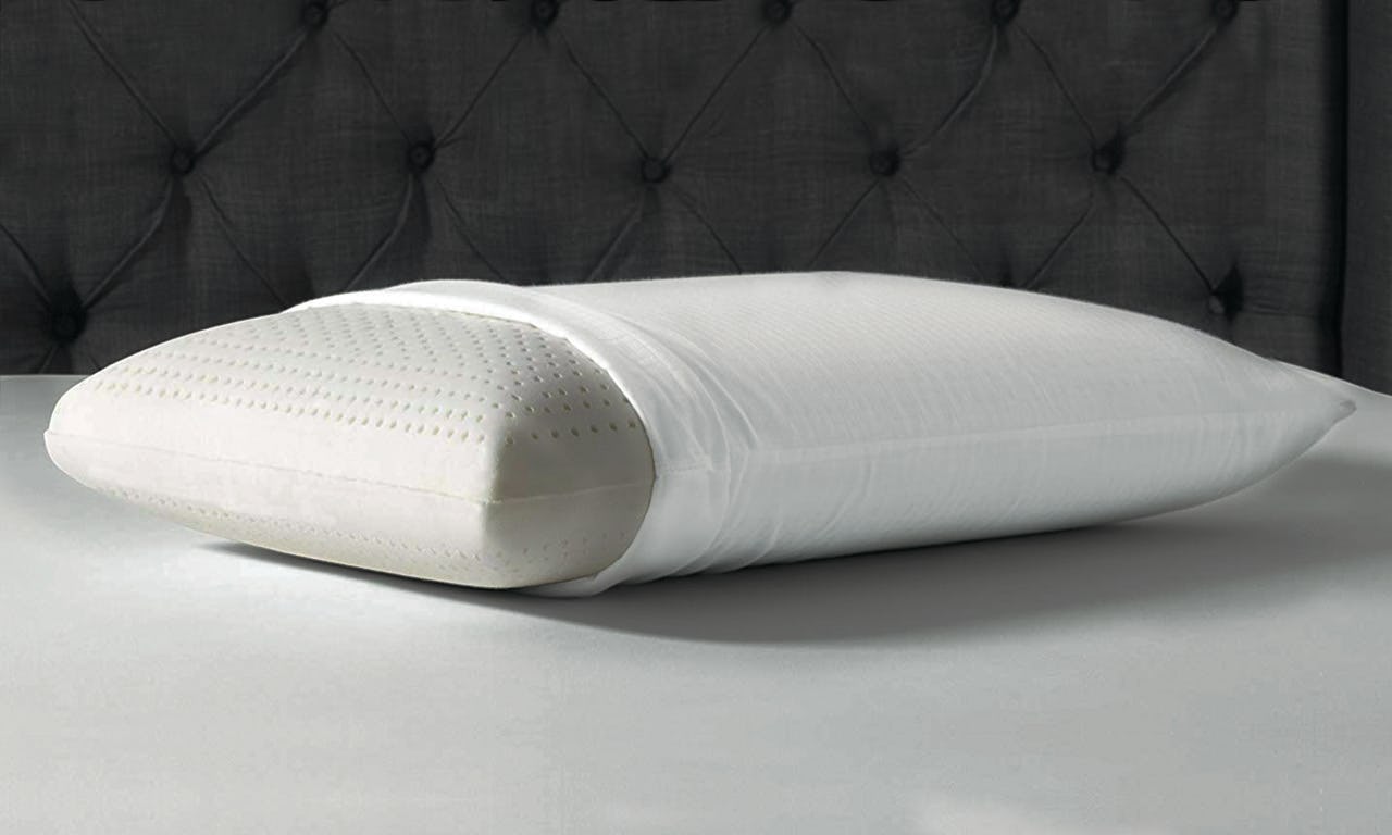 The 3 Best Pillows That Don't Go Flat