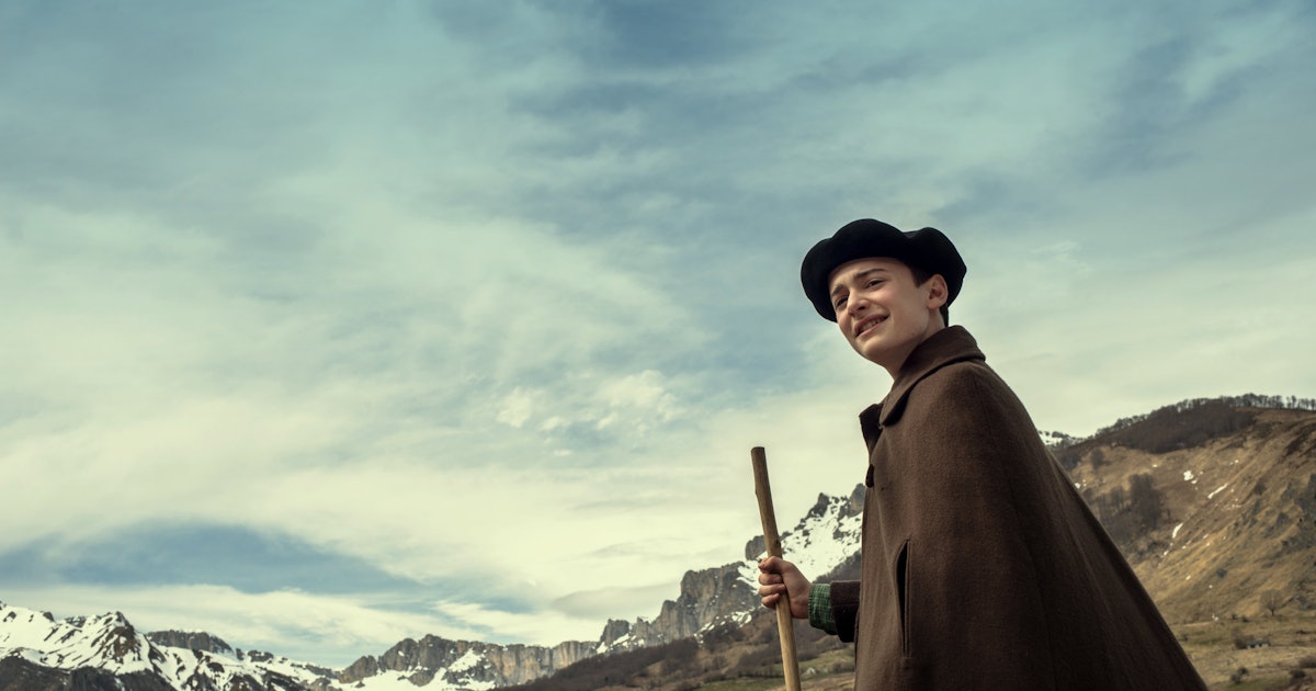 Noah Schnapp Says His New Wwii Drama Is More Personal Than Stranger Things