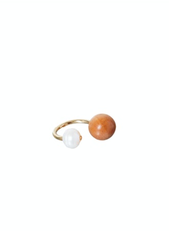 THE PEARL POINT RING 