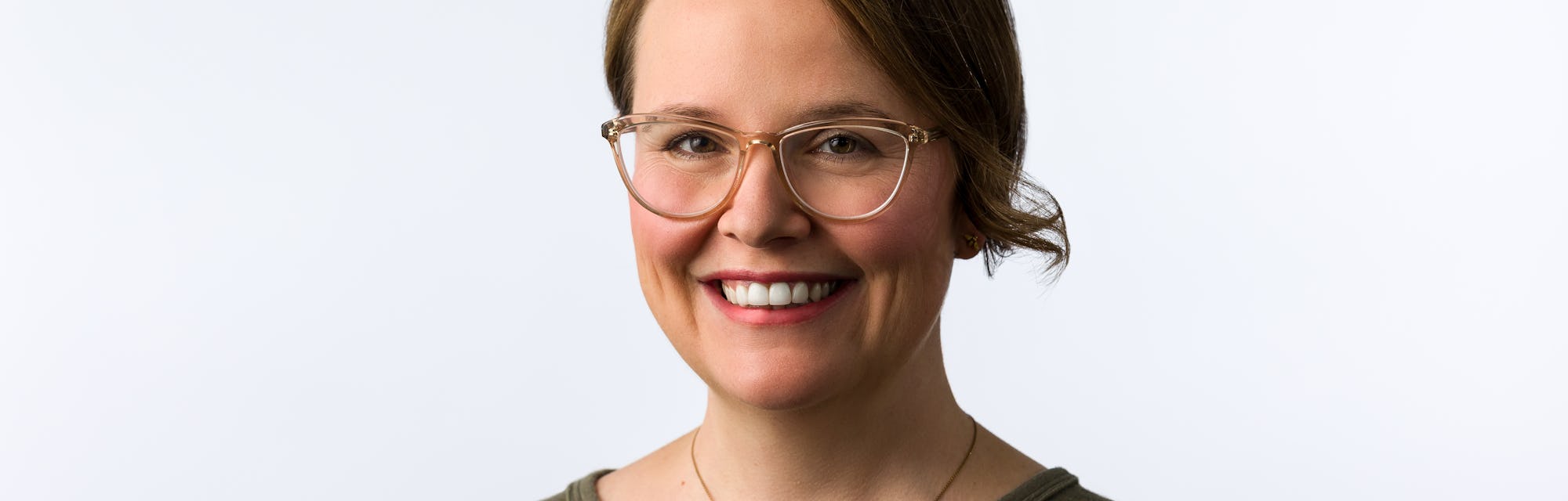 Cartoonist Raina Telgemeier Illustrates What Anxiety Feels Like In Guts Cartoonist Raina Telgemeier Illustrates What Anxiety Feels Like In Guts