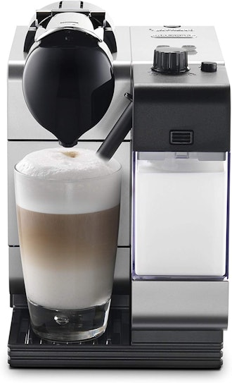 De'Longhi Nespresso Lattissima Plus Latte, Cappuccino, & Espresso Machine