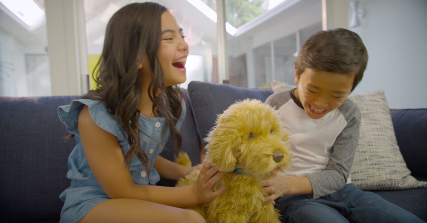 Moji The Lovable Labradoodle Is The Perfect Interactive Furry Friend